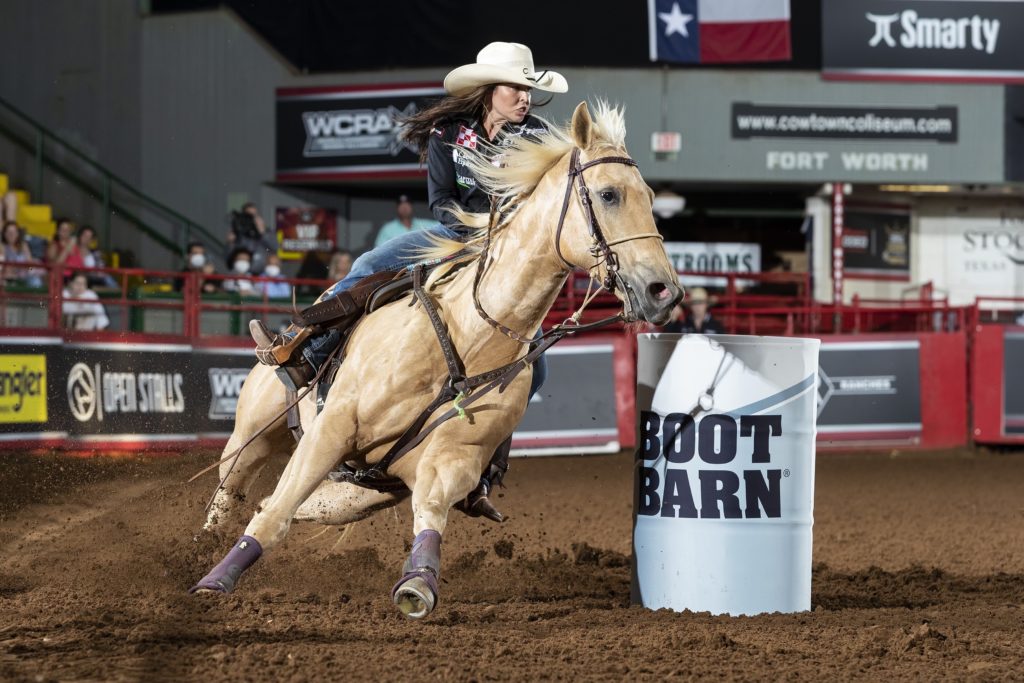 Hailey Kinsel Proves Blonde Horses Have More Fun at 750,000 WRWC